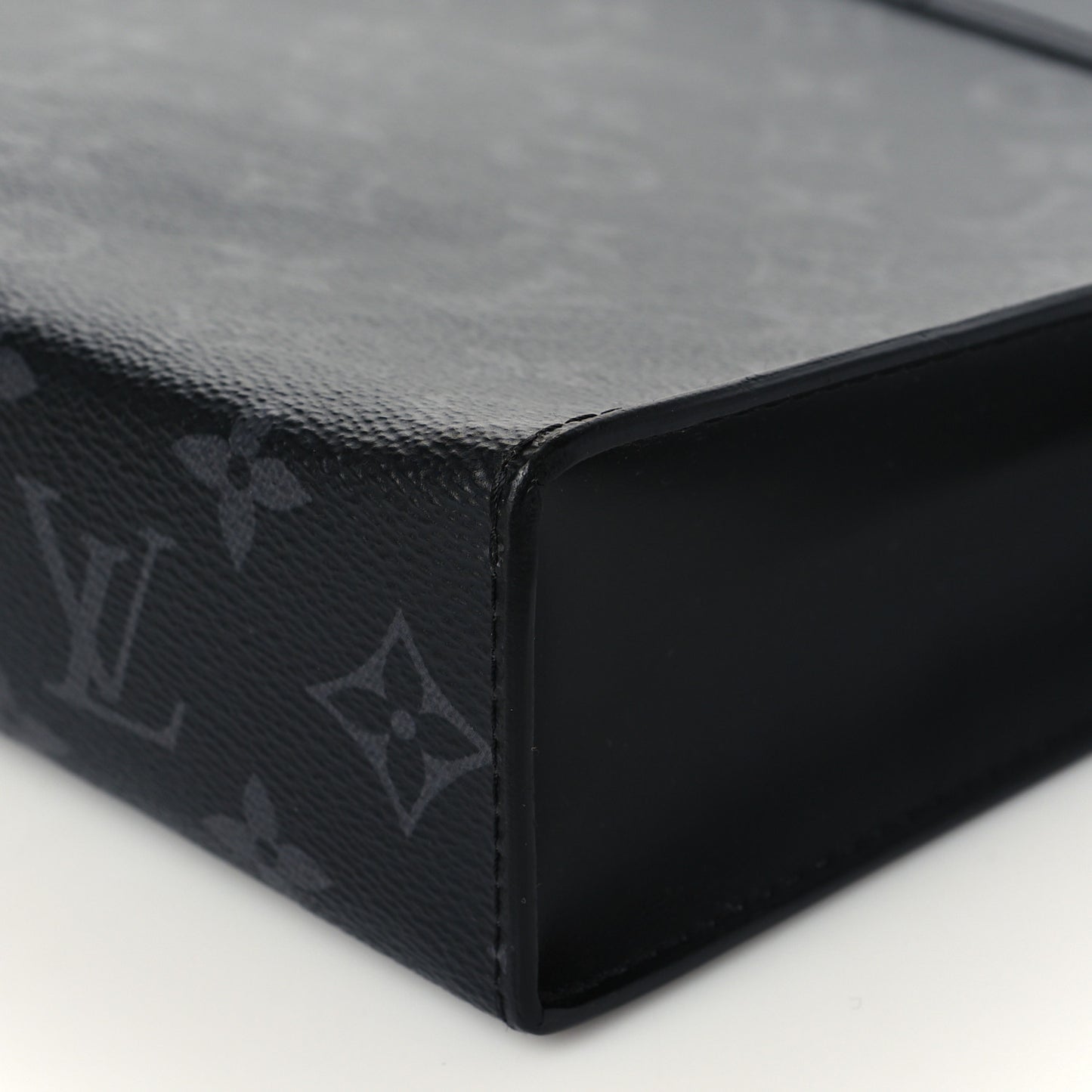 Monogram Eclipse Pochette Voyage MM