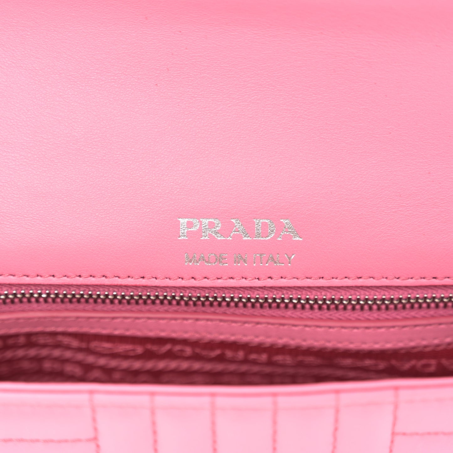 Soft Calfskin Impunture Diagramme Small Chain Flap Shoulder Bag Begonia