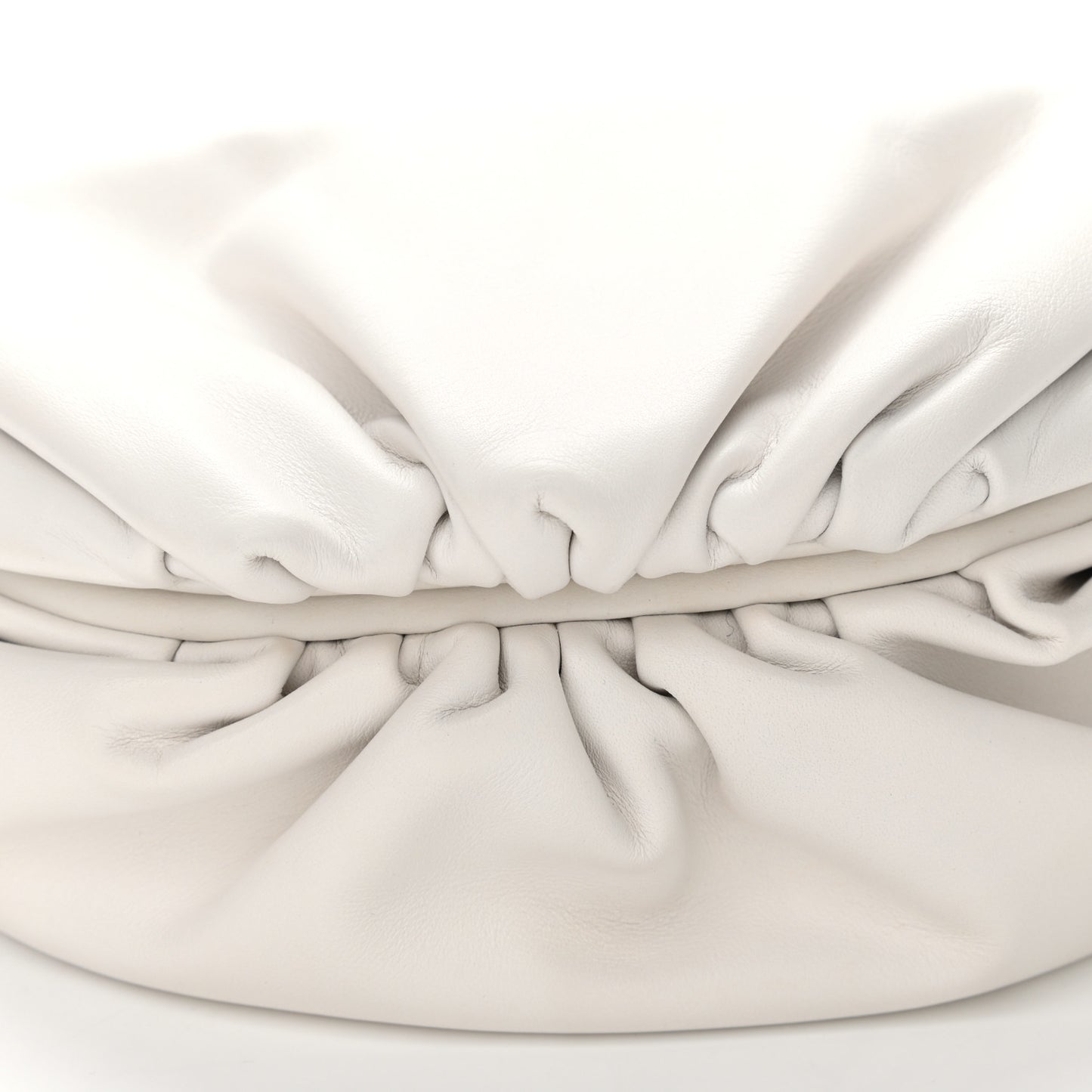 Nappa The Belt Chain Pouch Chalk