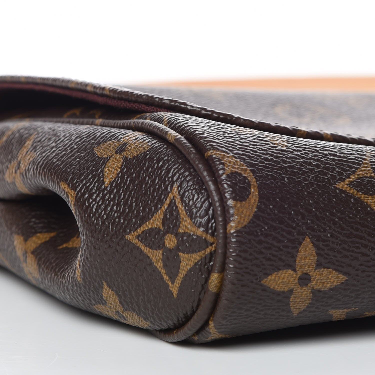 Louis Vuitton Monogram Favorite MM 5 of 11