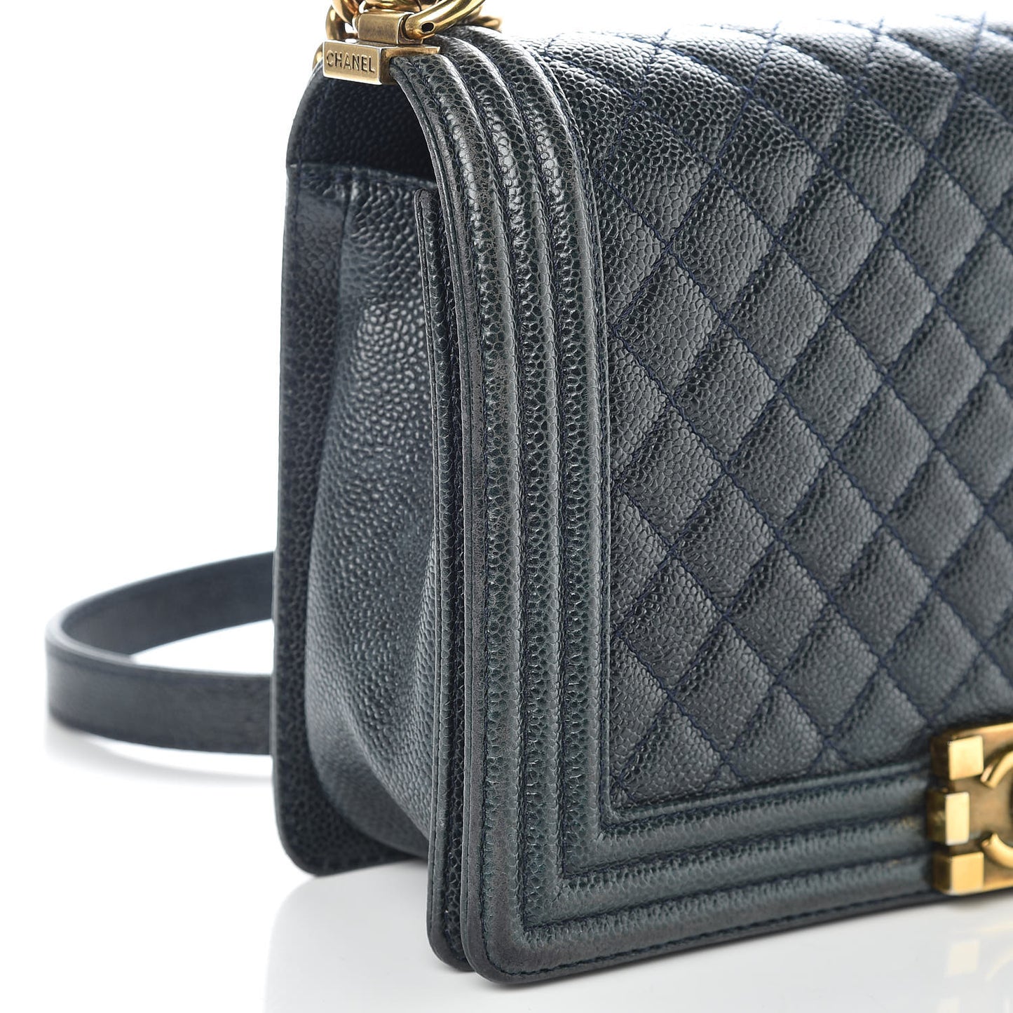 Caviar Quilted New Medium Boy Flap Blue