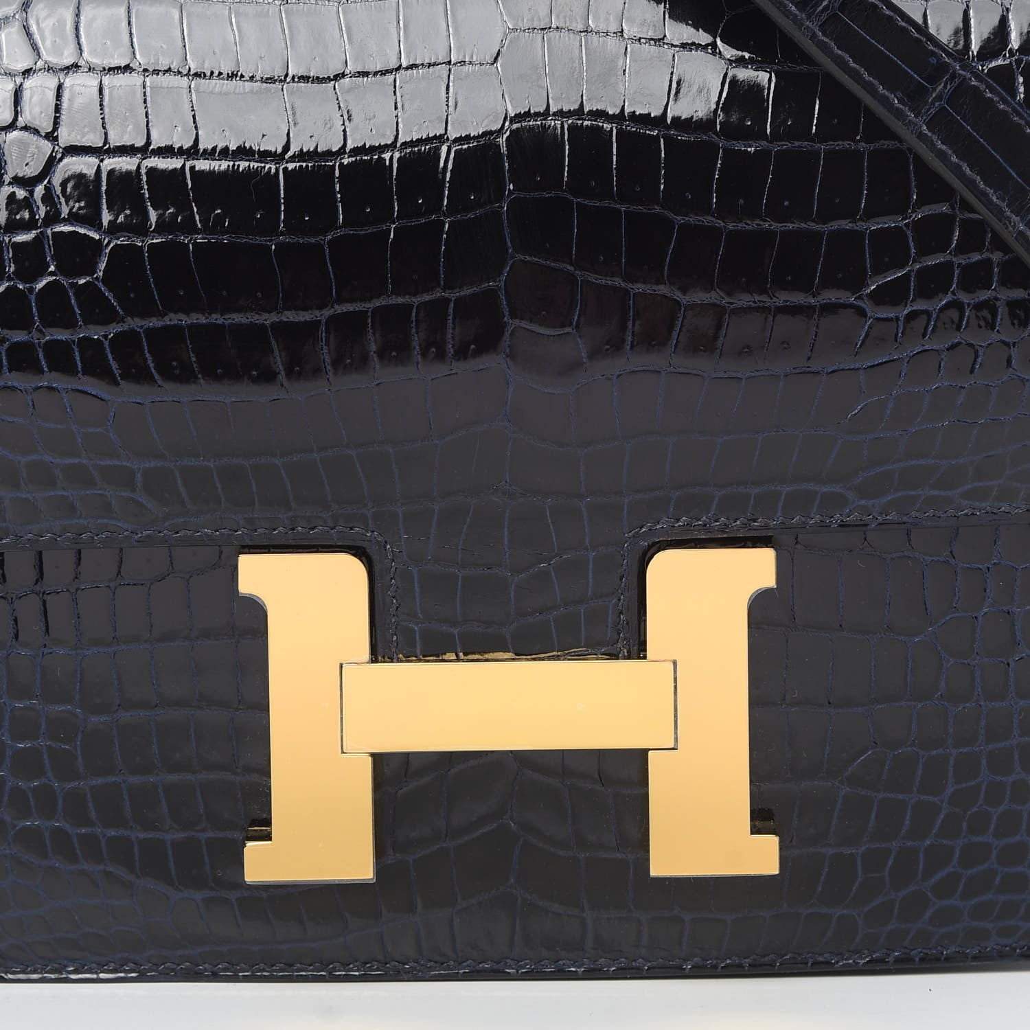 Hermes Shiny Porosus Crocodile Constance 24 Bleu Marine 8 of 11