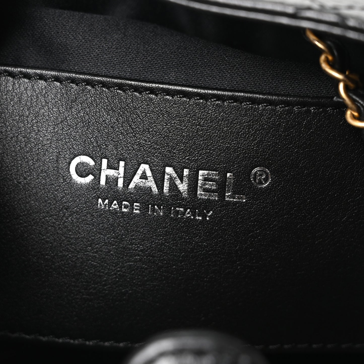 Shiny Crumpled Calfskin Quilted Medium Chanel 25 Handbag Black Black