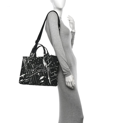 Marc Jacobs Canvas Splatter Medium The Tote Bag Black 2 of 15