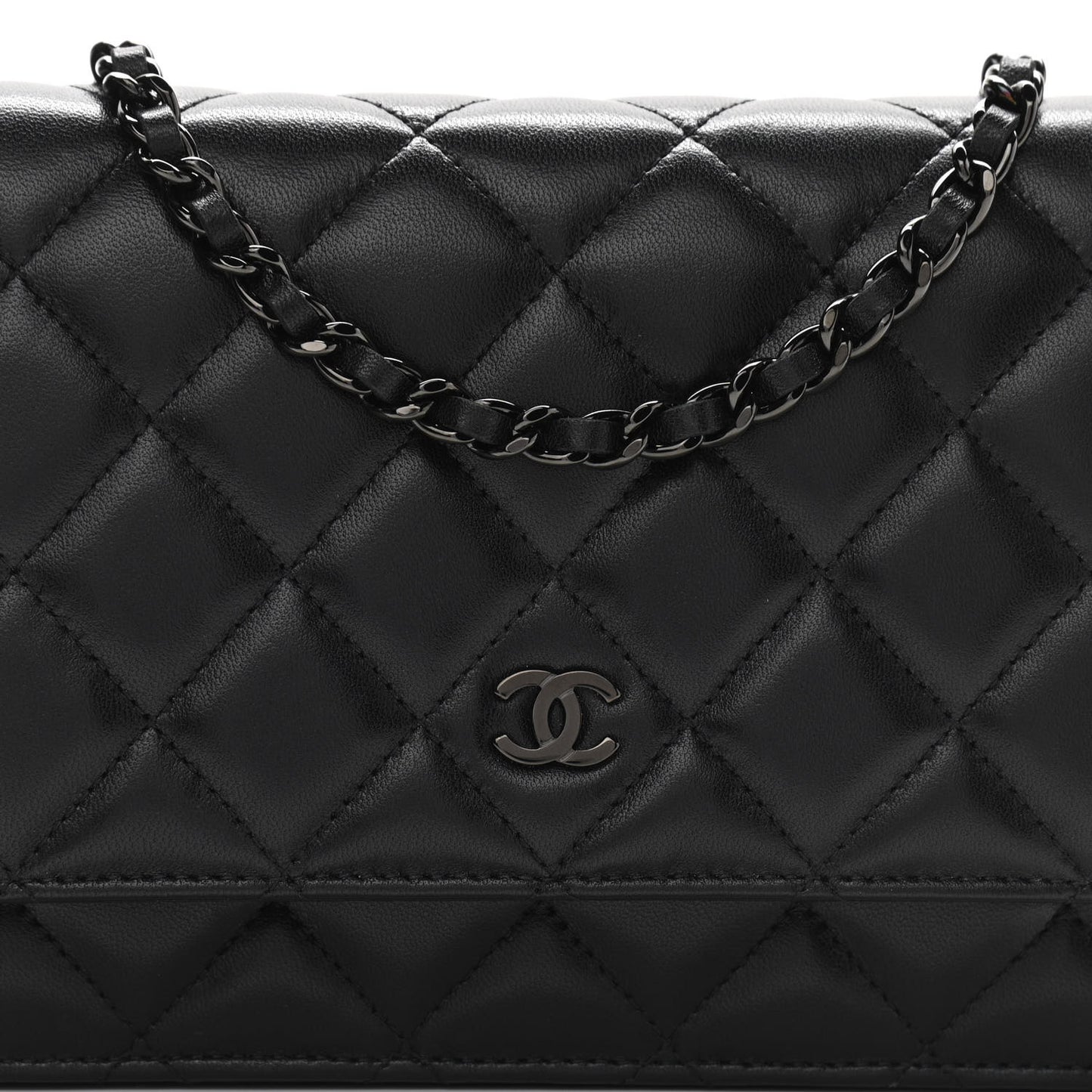 Lambskin Quilted Wallet On Chain WOC So Black