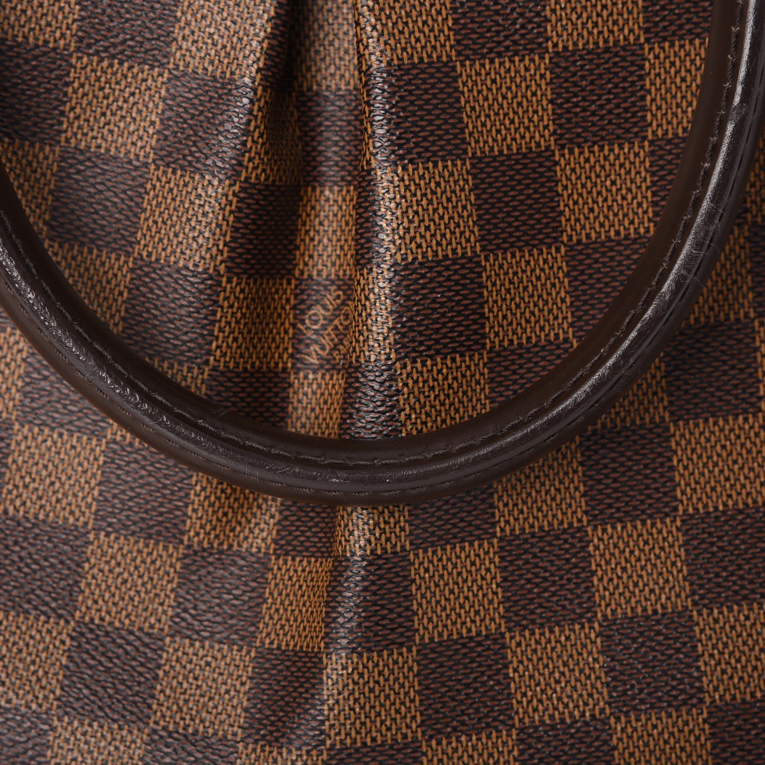 Louis Vuitton Damier Ebene Trevi PM 14 of 19