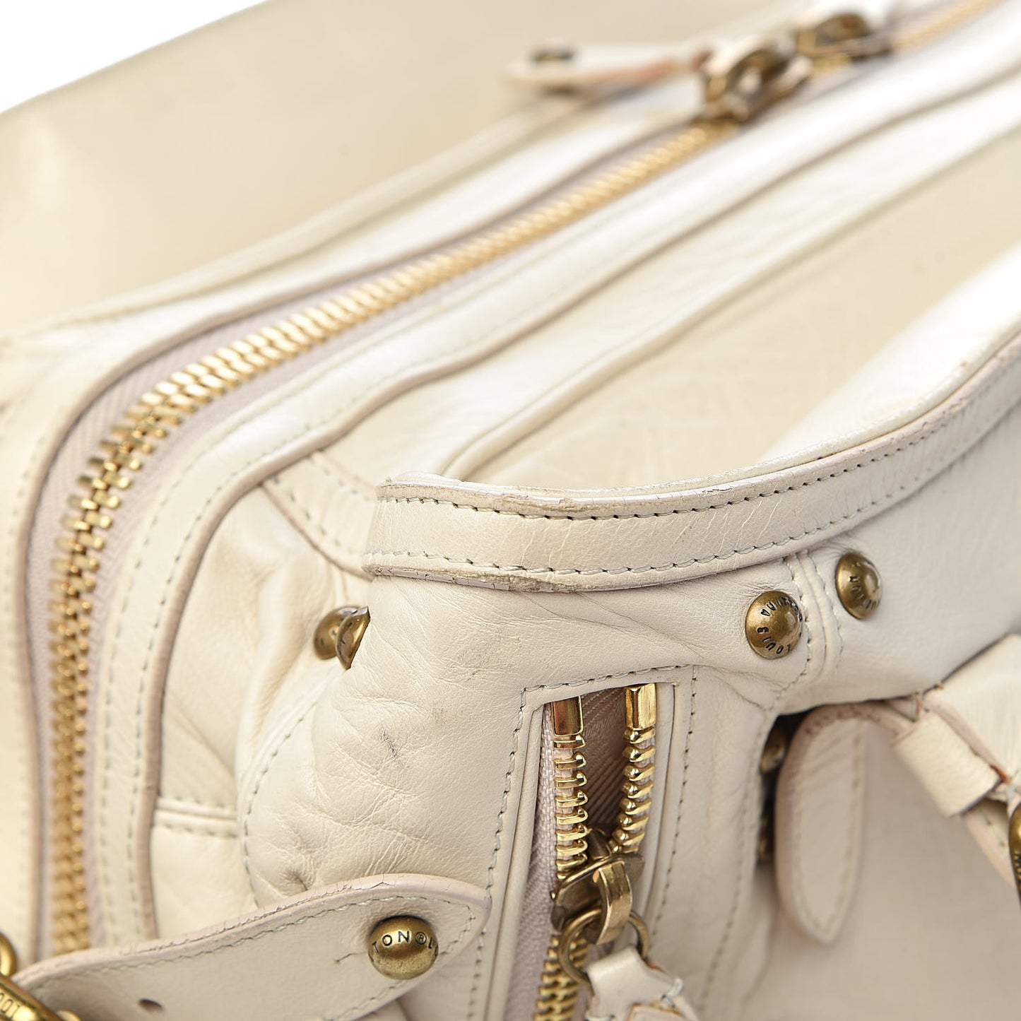 Lambskin Riveting White