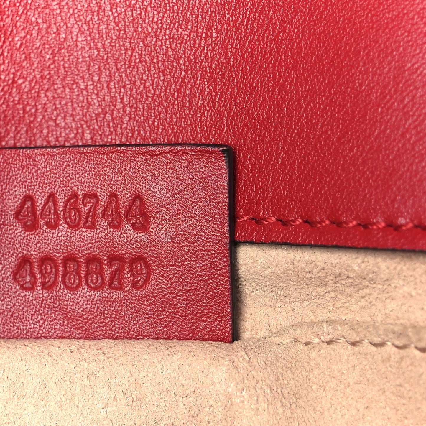 Calfskin Matelasse Mini GG Marmont Shoulder Bag Hibiscus Red
