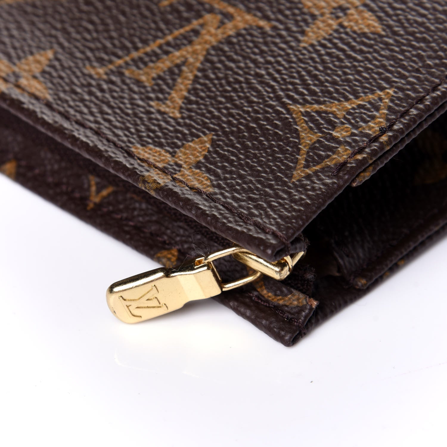 Louis Vuitton Monogram Toiletry Pouch 26 10 of 10