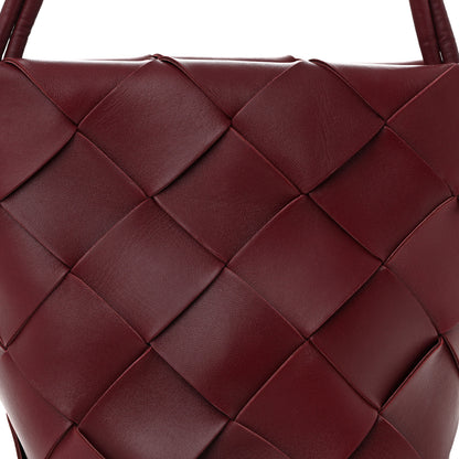 Bottega Veneta Nappa Maxi Intrecciato Clasp Bucket Bag Bordeaux 7 of 9