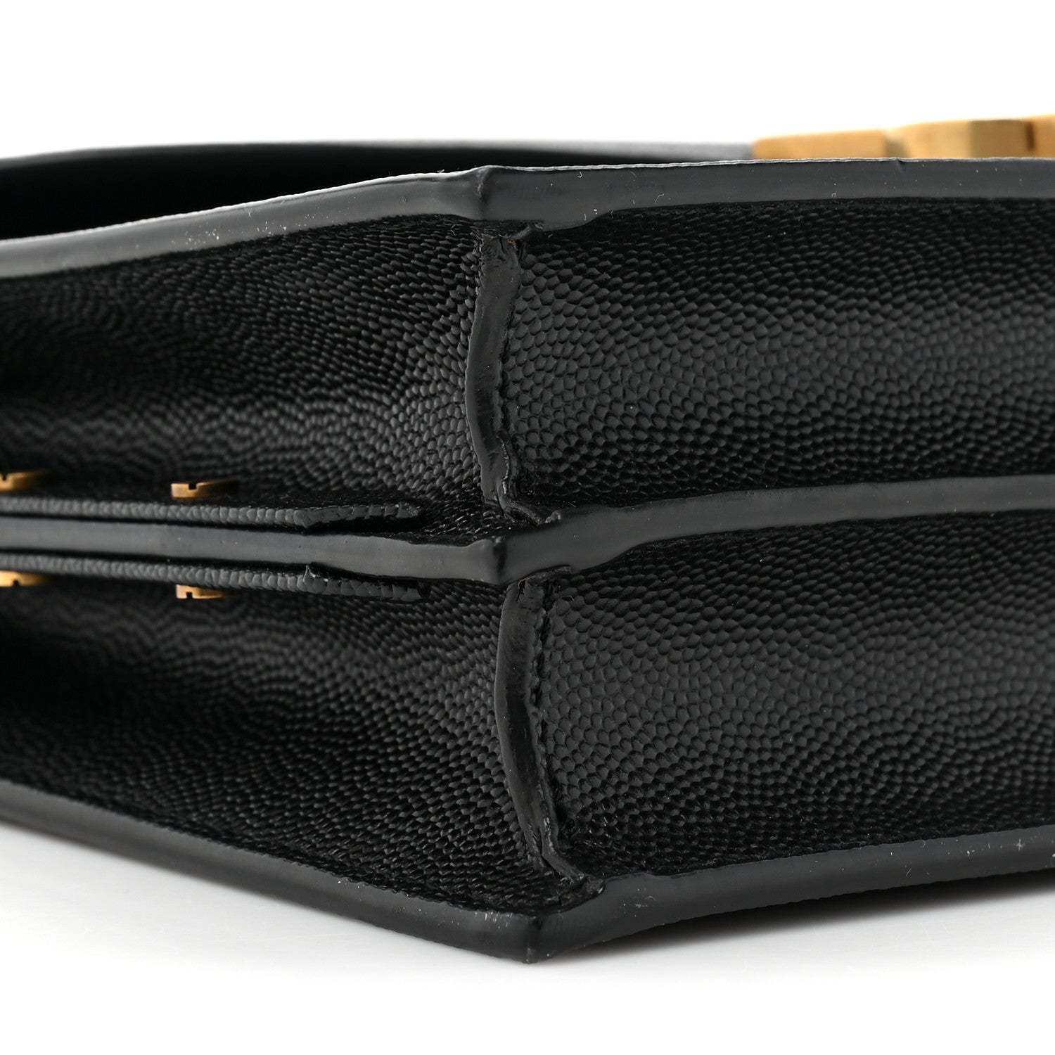 Saint Laurent Grain De Poudre Monogram Cassandra Clasp Bag Black 10 of 13