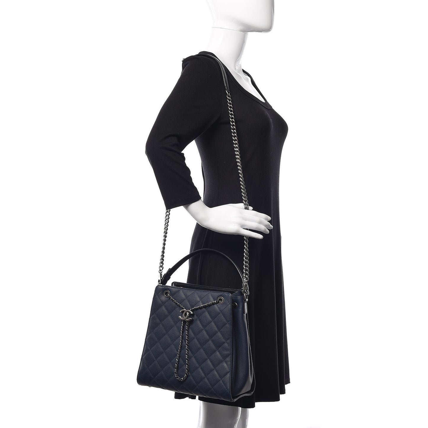 Caviar Quilted Medium CC Bucket Bag Dark Blue