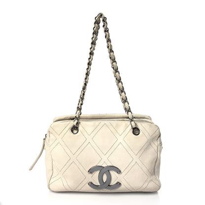 Chanel Calfskin Small Diamond Stitch Tote White 1 of 12