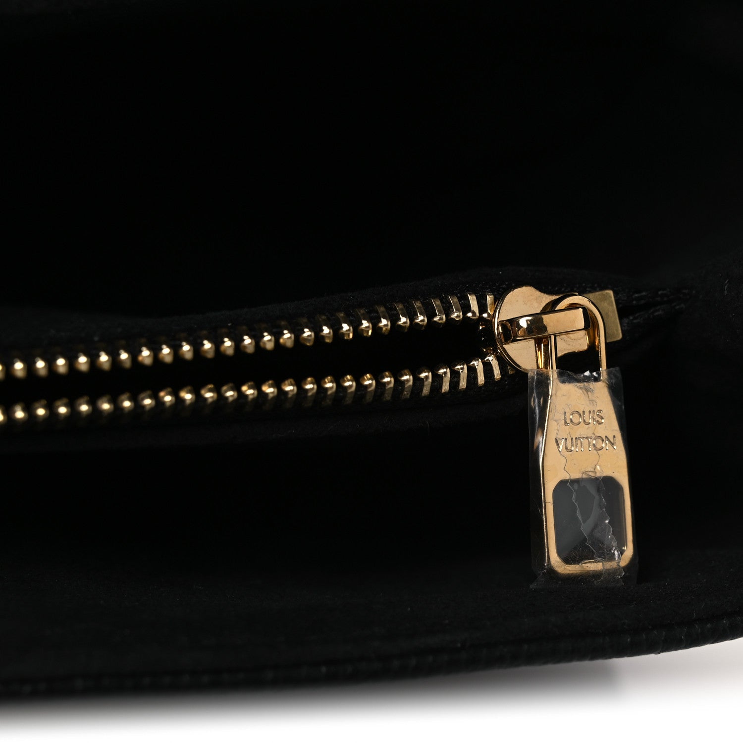 Louis Vuitton Empreinte Pochette Metis East West Black 12 of 15