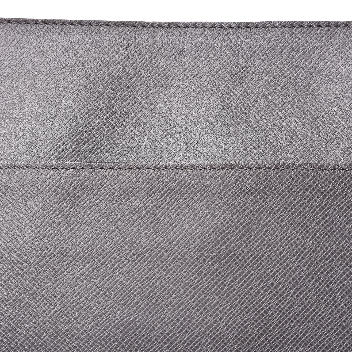 Louis Vuitton Taiga Sasha Messenger Glacier 10 of 10