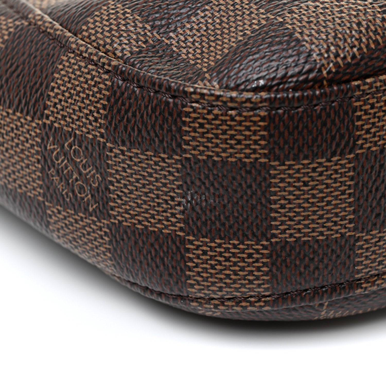 Louis Vuitton Damier Ebene South Bank Besace 10 of 11