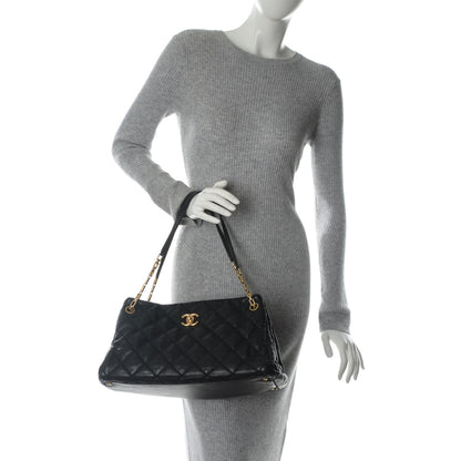 Chanel Calfskin Quilted Large Retro Chain Tote Black 2 of 8