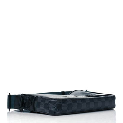 Louis Vuitton Damier Graphite Alpha Messenger Bag 4 of 10