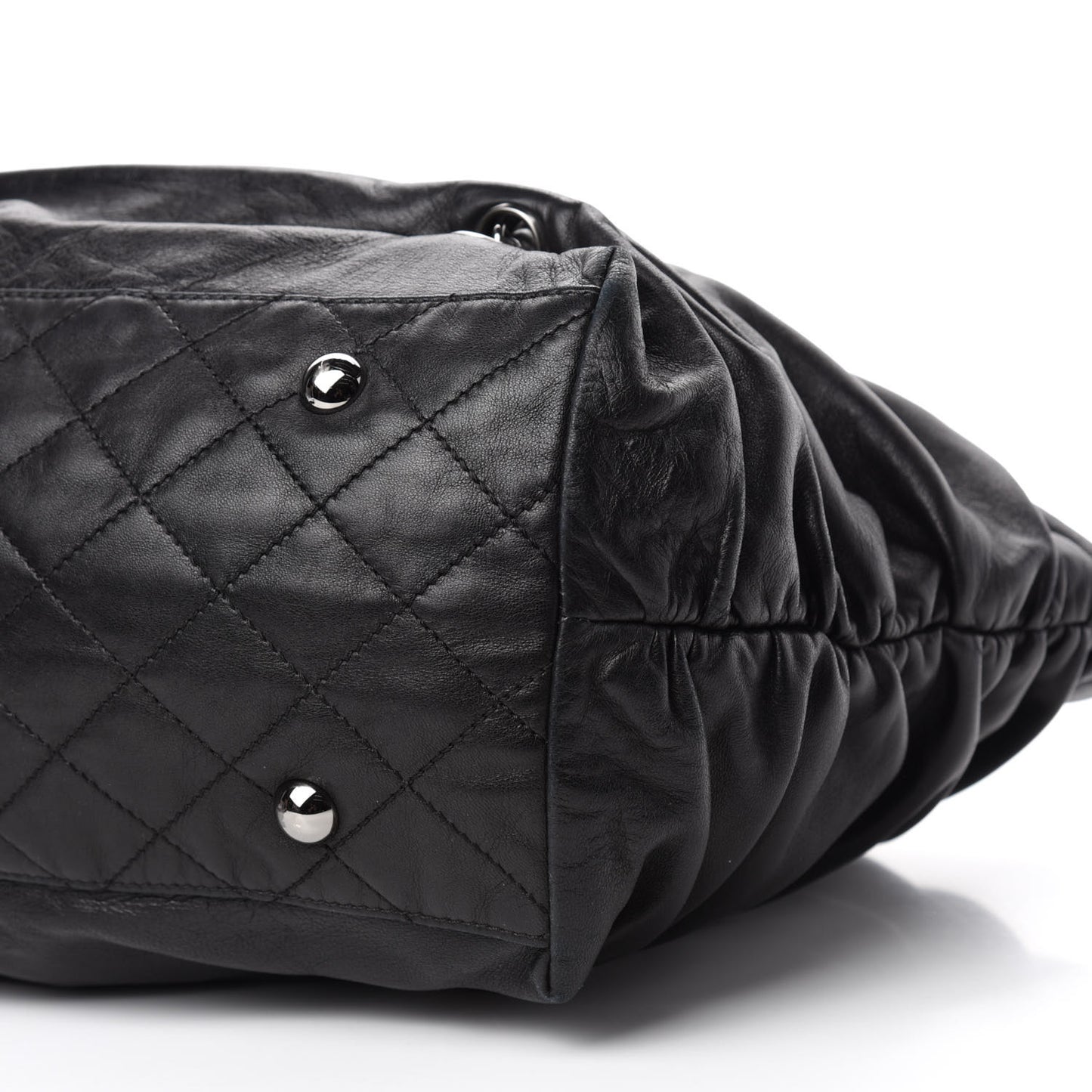 Calfskin Timeless Chain Tote Black