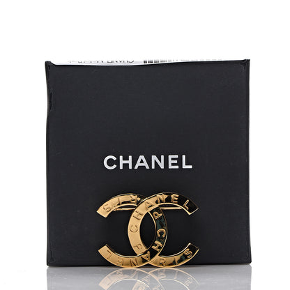 Chanel Metal Paris Button CC Large Brooch Gold 4 of 4