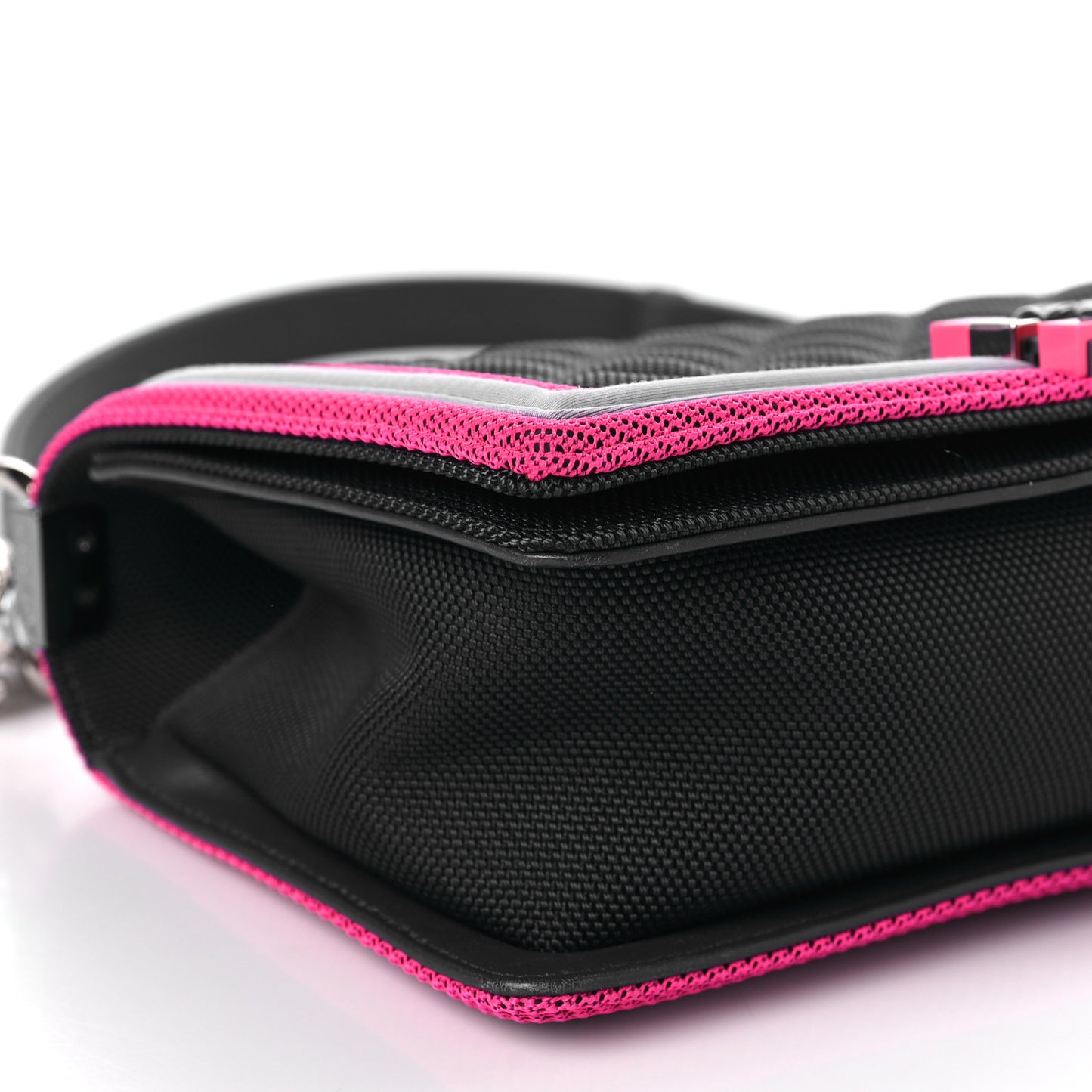Canvas Quilted Medium Fluo Boy Flap Dark Navy Fuchsia Grey