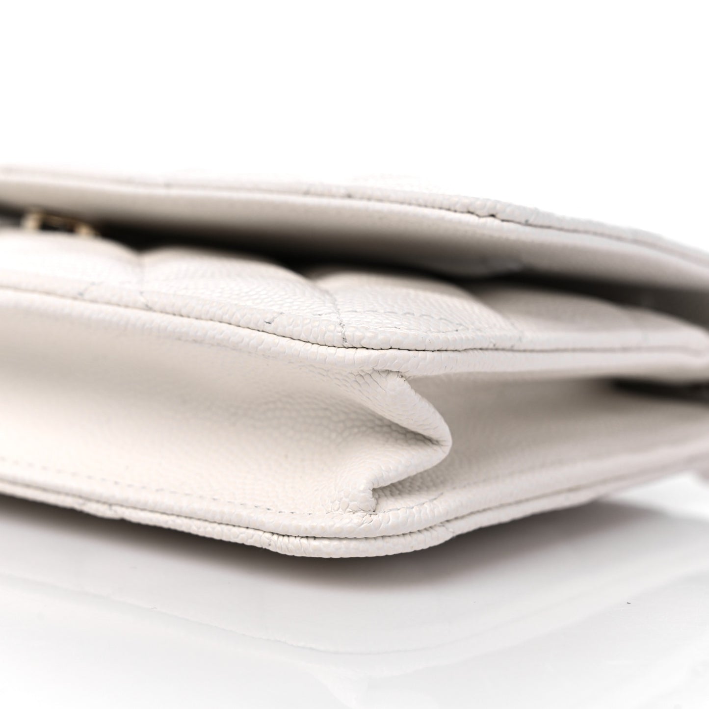 Caviar Quilted Wallet On Chain WOC White