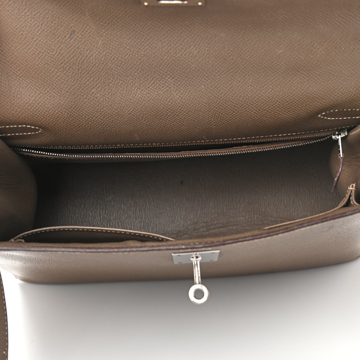 Epsom Kelly Sellier 32 Etoupe