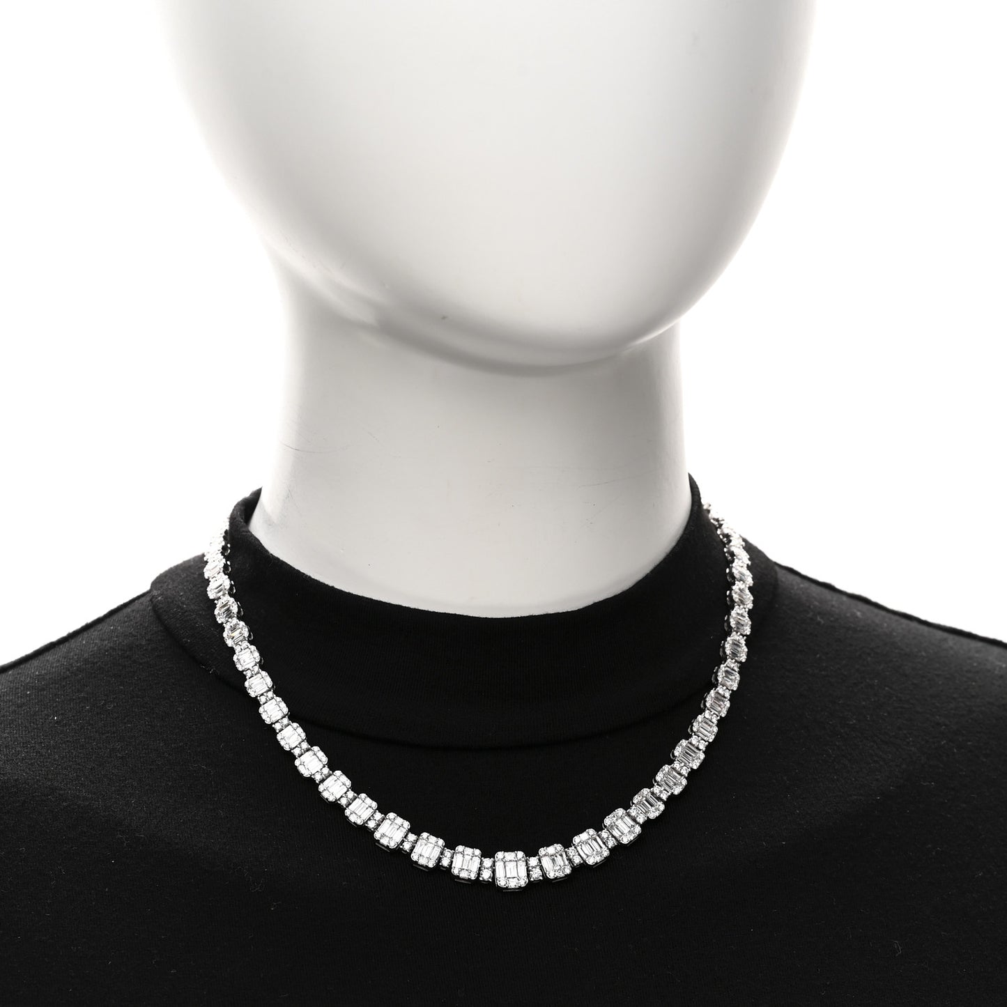 18K White Gold Diamond 13.56ctw Baguette Round Cut Graduated Necklace