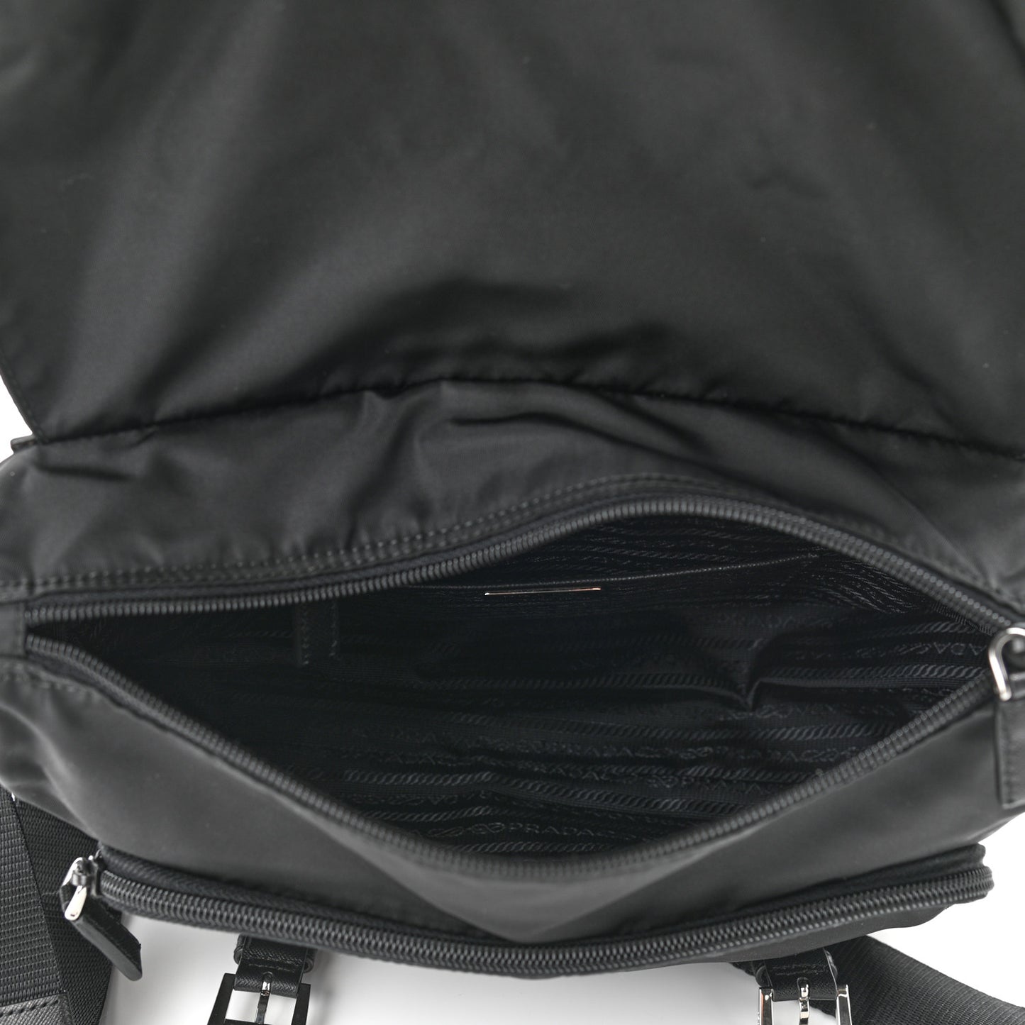Tessuto Nylon Saffiano Vela Messenger Bag Black