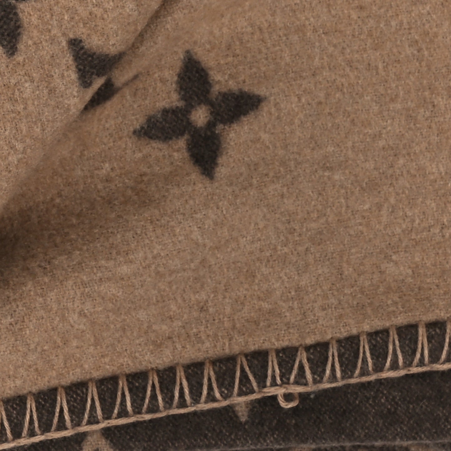 Wool Cashmere Neo Monogram Blanket Marron