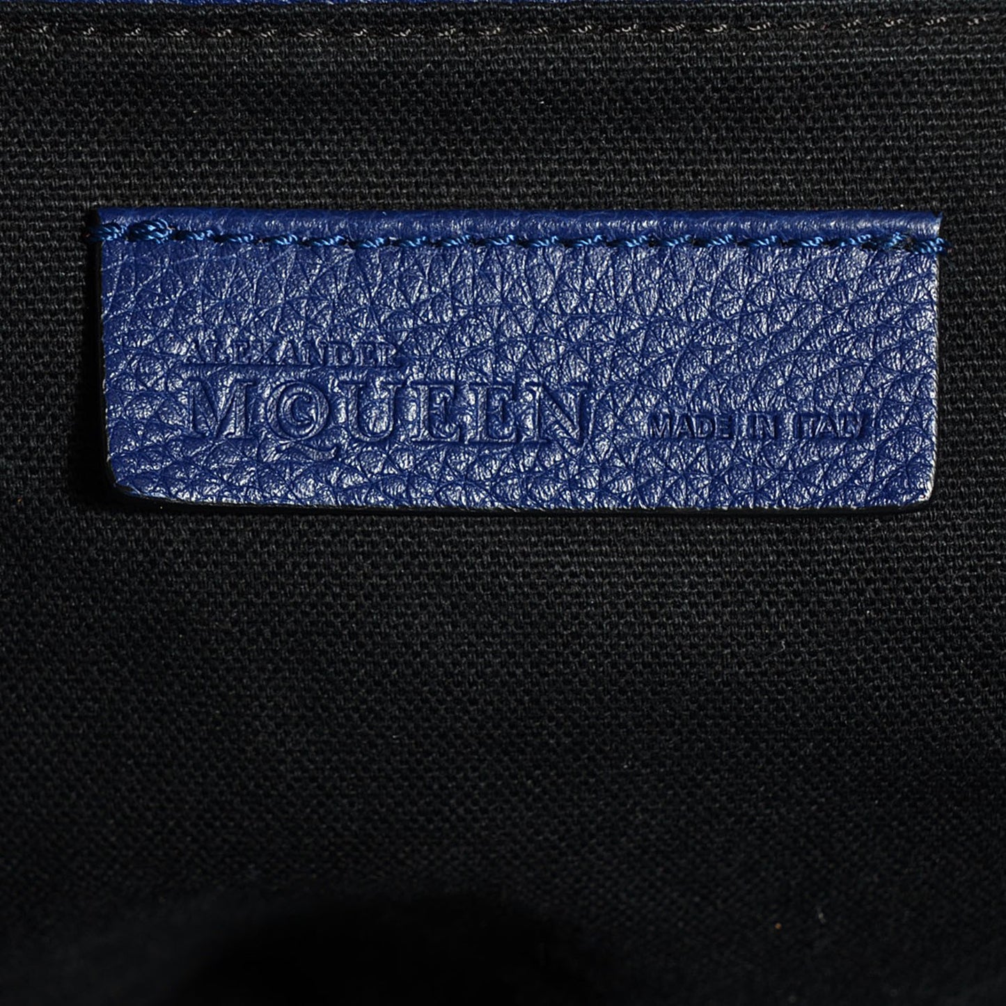 Pebbled Calfskin Large Skull Padlock Zip Around Tote Blue