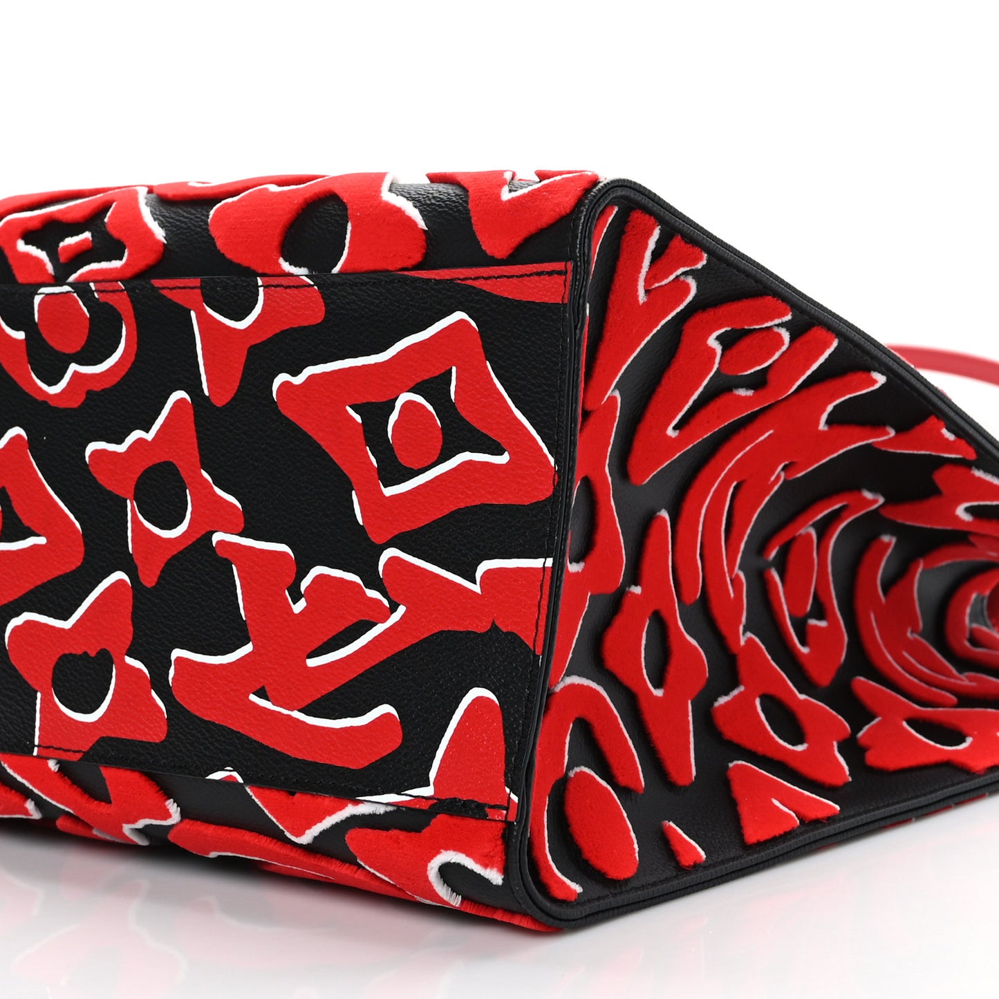 X UF Tufted Monogram Onthego GM Black Red