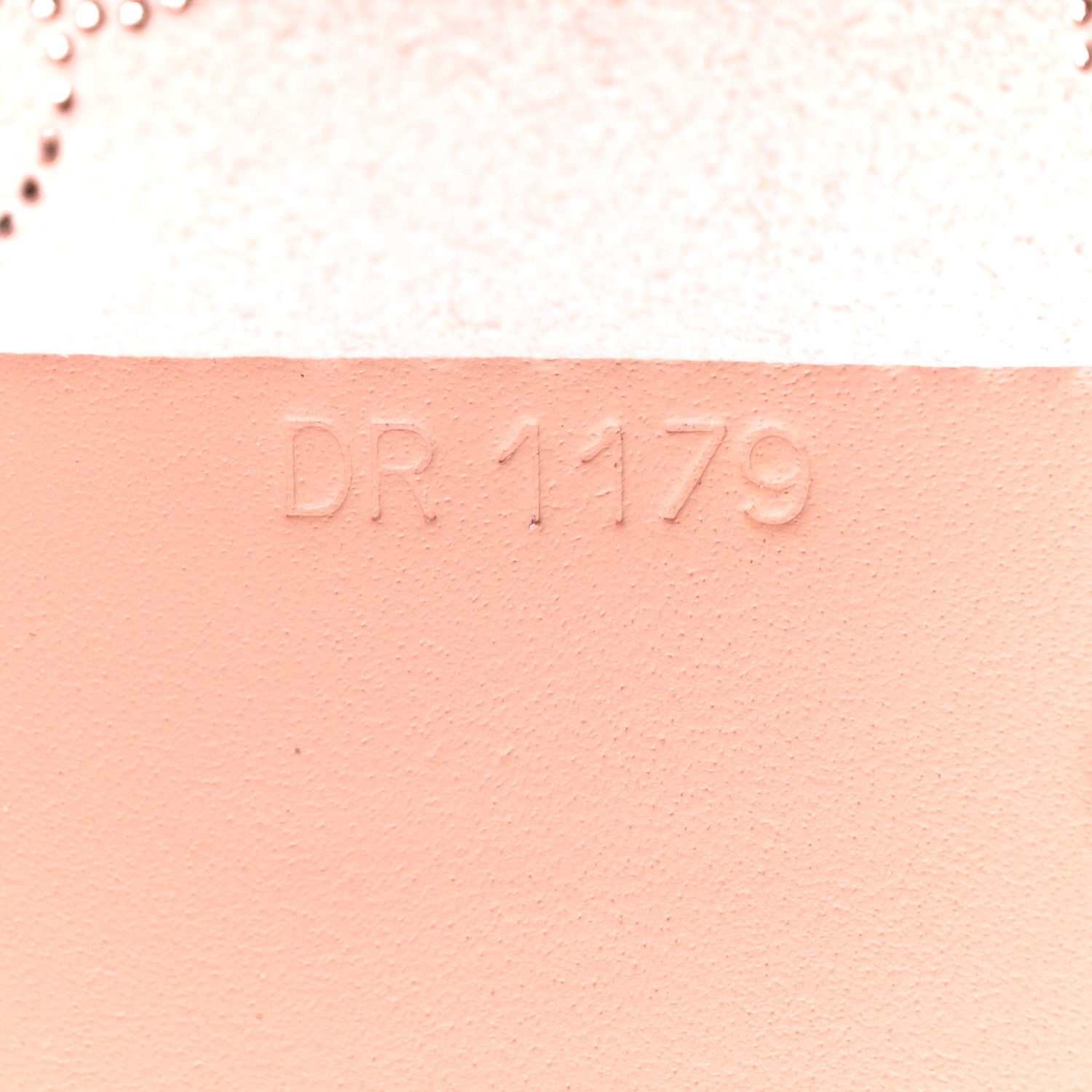 Louis Vuitton Mahina Girolata Magnolia 8 of 11