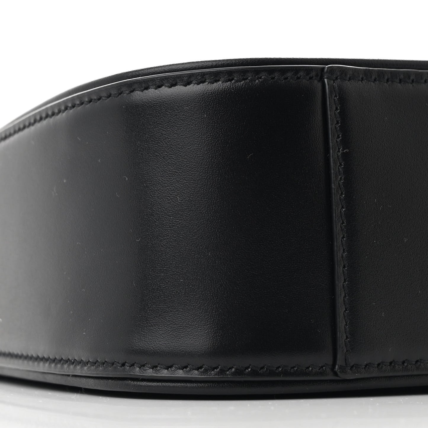 Smooth Calfskin Le 5 A 7 Hobo Black