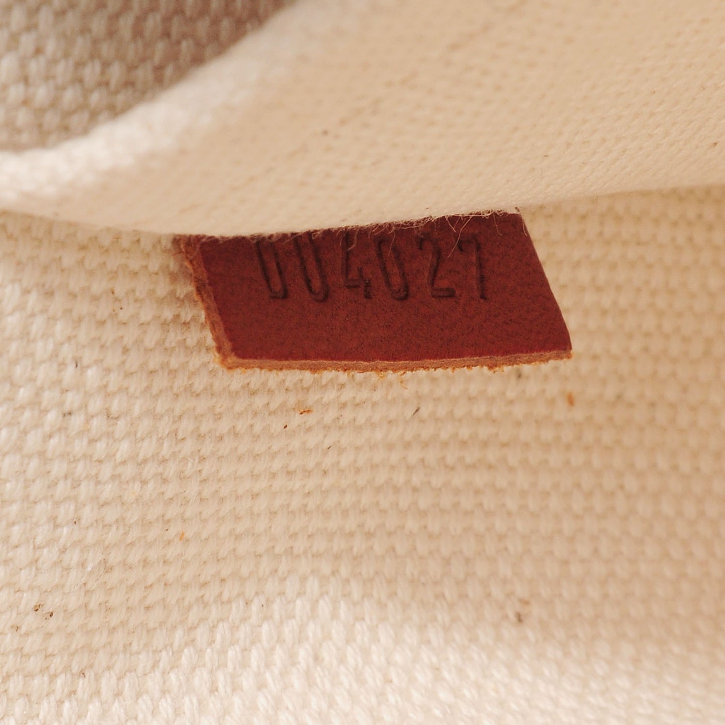 Monogram Rayures Tisse Clutch Red