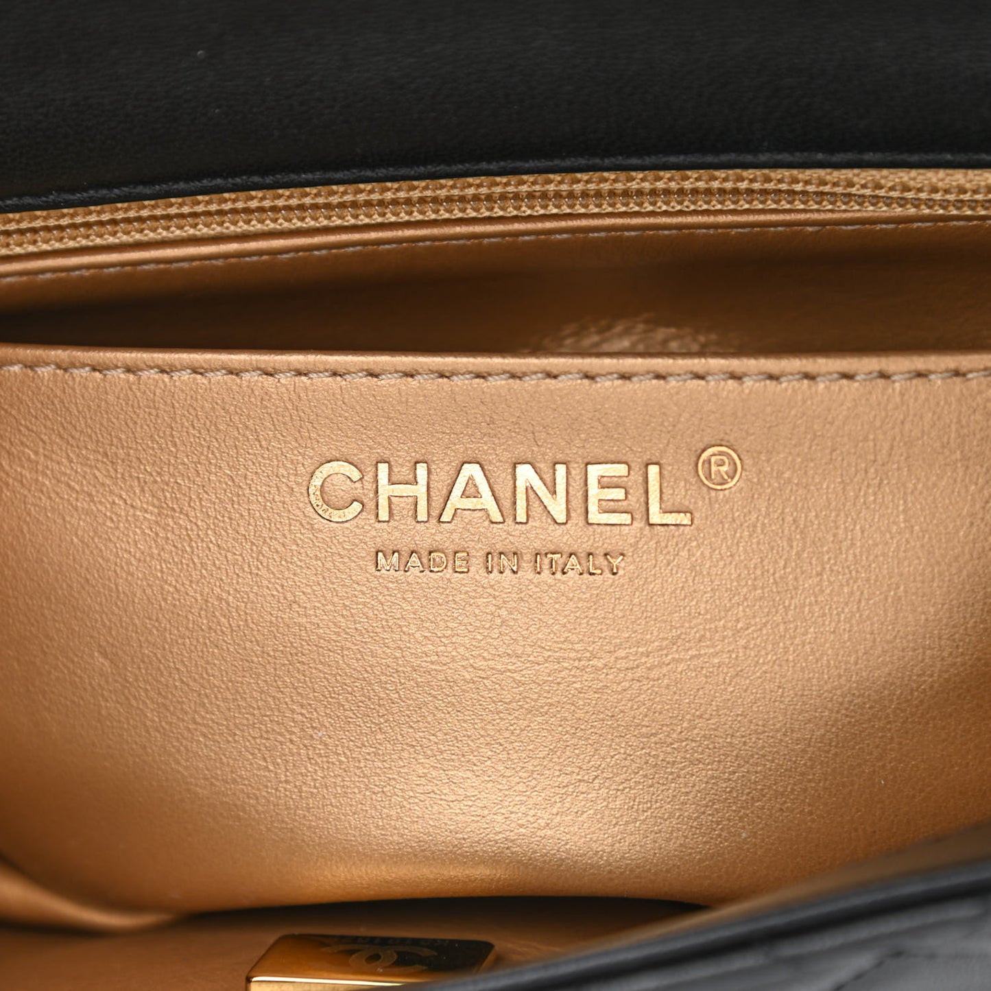 Lambskin Quilted Mini Pearl Crush Flap Black