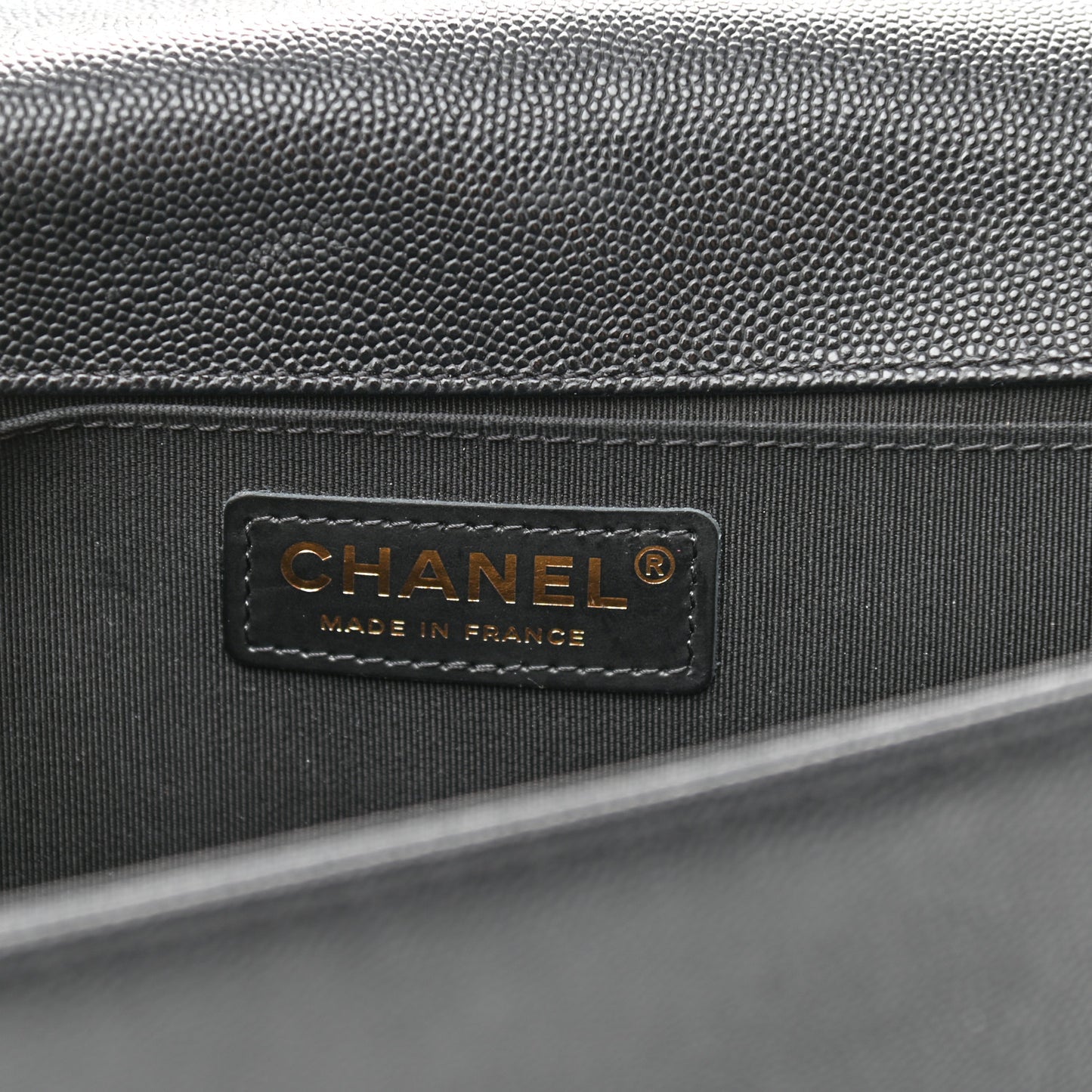 Caviar Quilted Medium Boy Flap Black