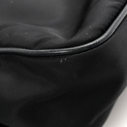 Prada Nylon Re-Edition 2005 Shoulder Bag Black 14 of 15