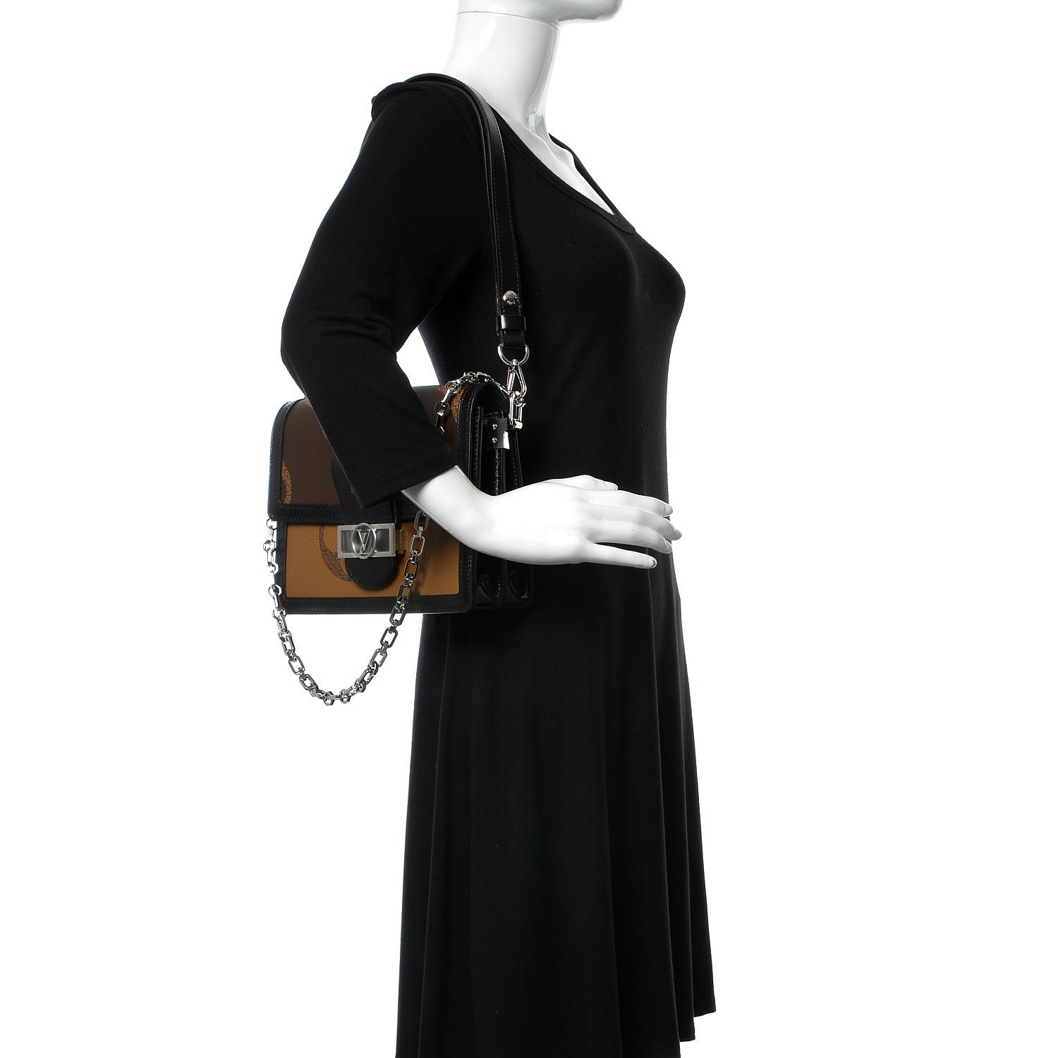 Louis Vuitton Reverse Monogram Giant Dauphine MM 2 of 10