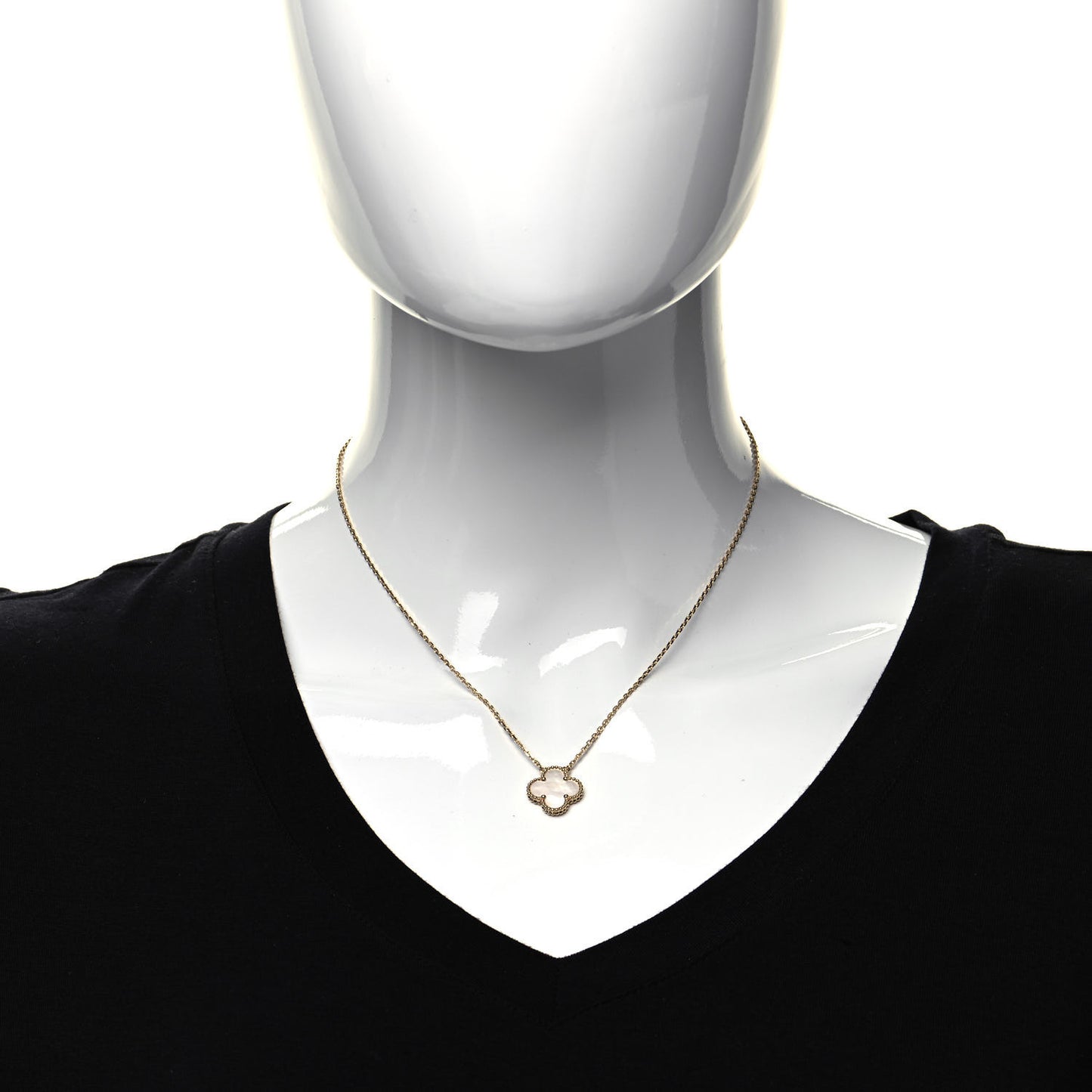 18K Yellow Gold Mother of Pearl Vintage Alhambra Pendant Necklace