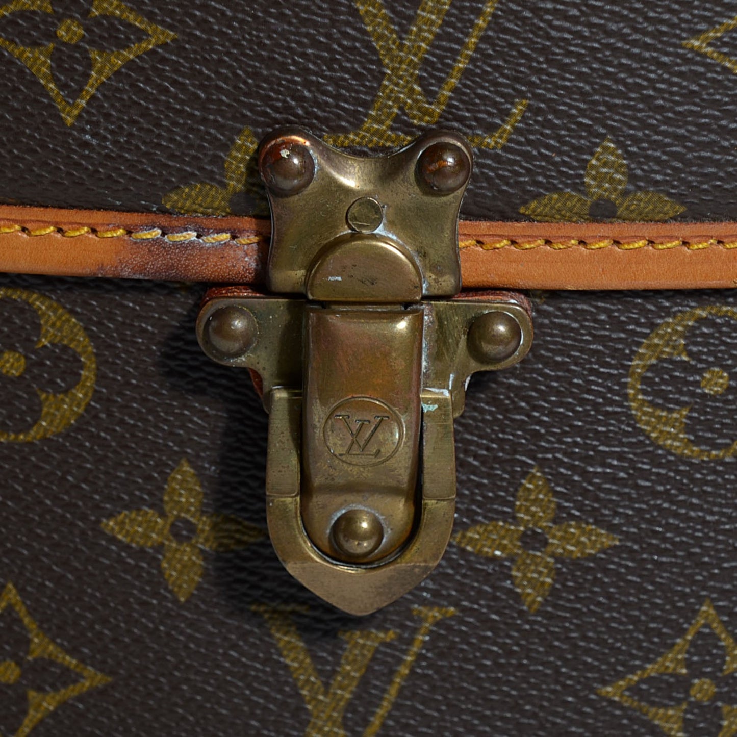 Monogram Boite Chapeaux Hat Box 50