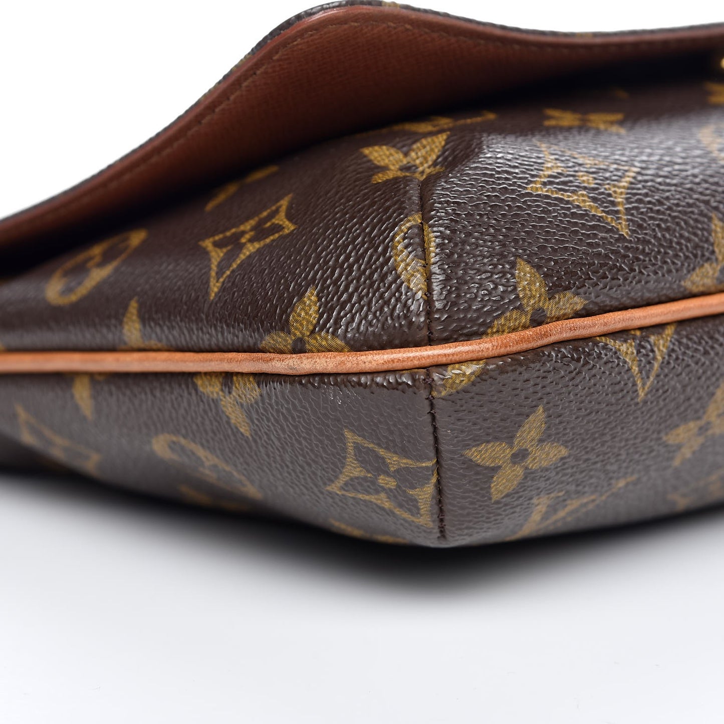 Monogram Musette Tango