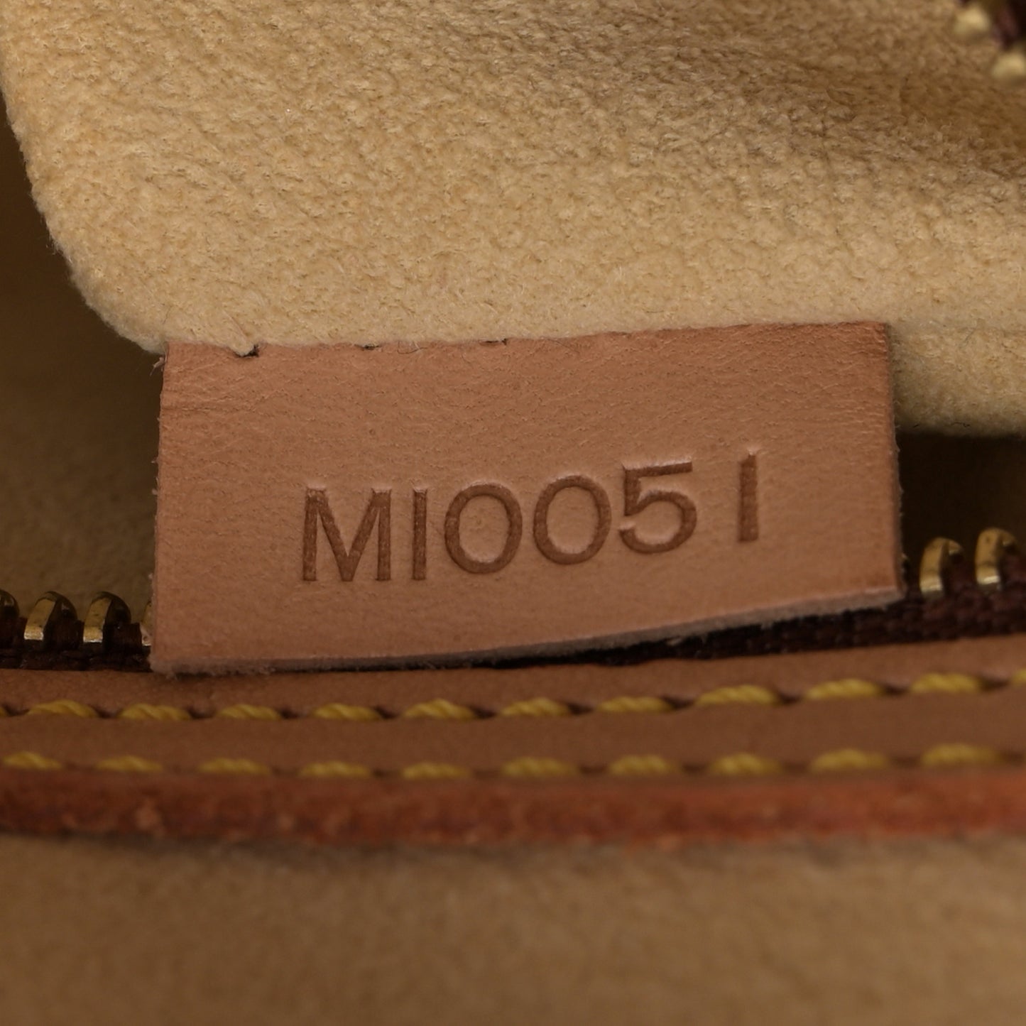 Monogram Looping MM