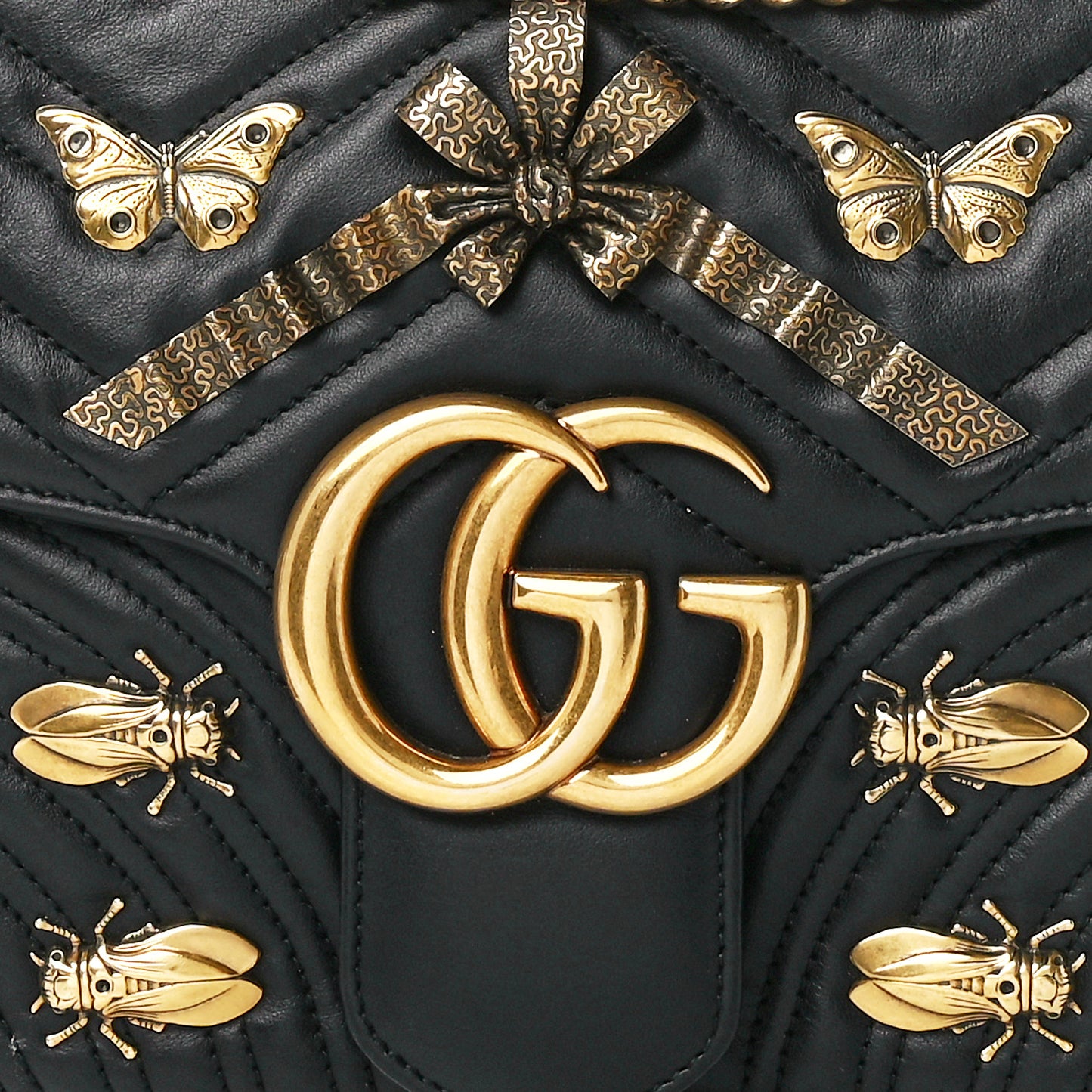 Calfskin Matelasse Animal Studs Medium GG Marmont Shoulder Bag Black