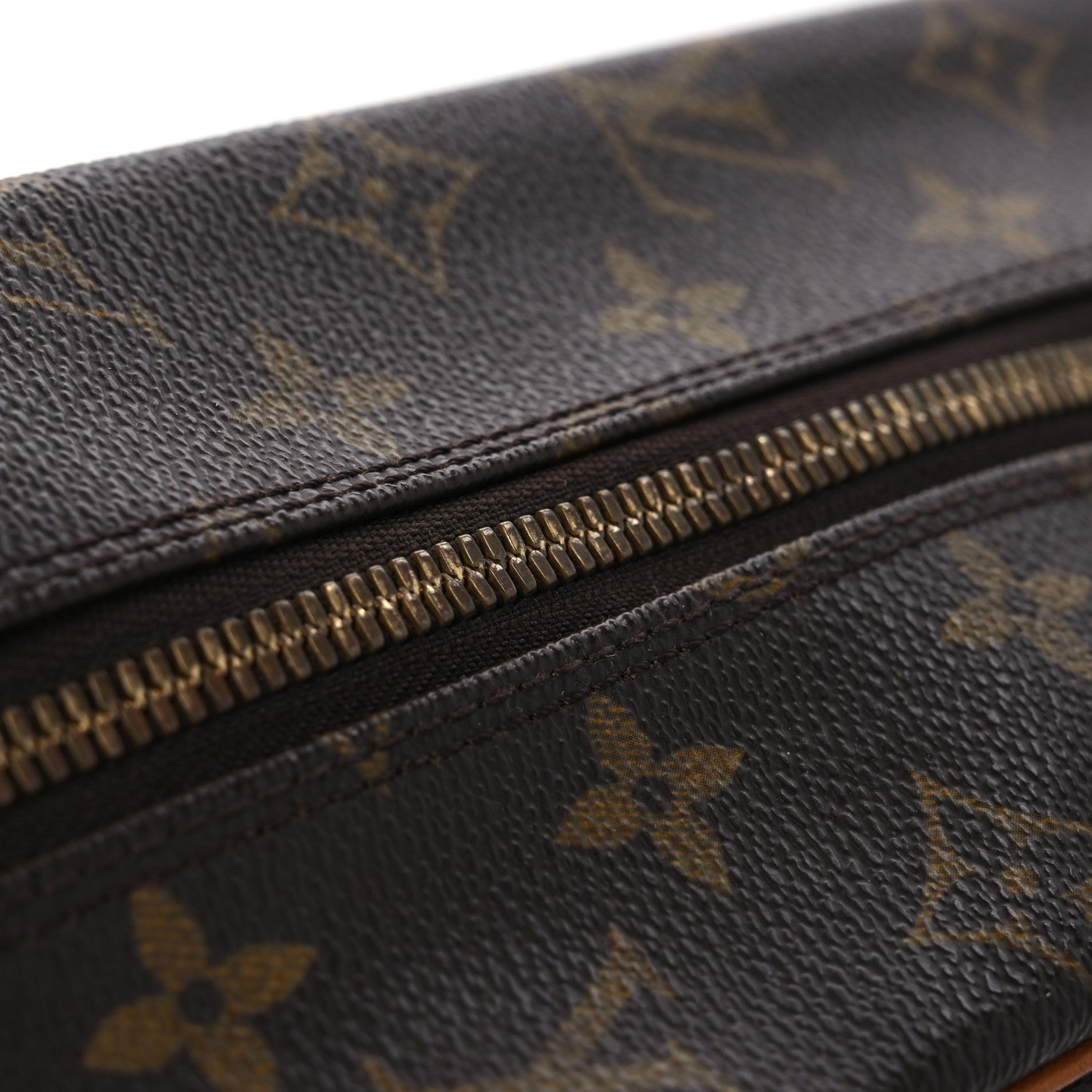 Louis Vuitton Monogram Cite GM 14 of 14