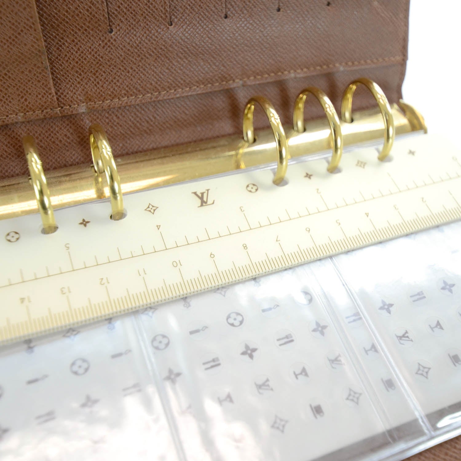 Louis Vuitton Monogram Medium Ring Agenda 7 of 10
