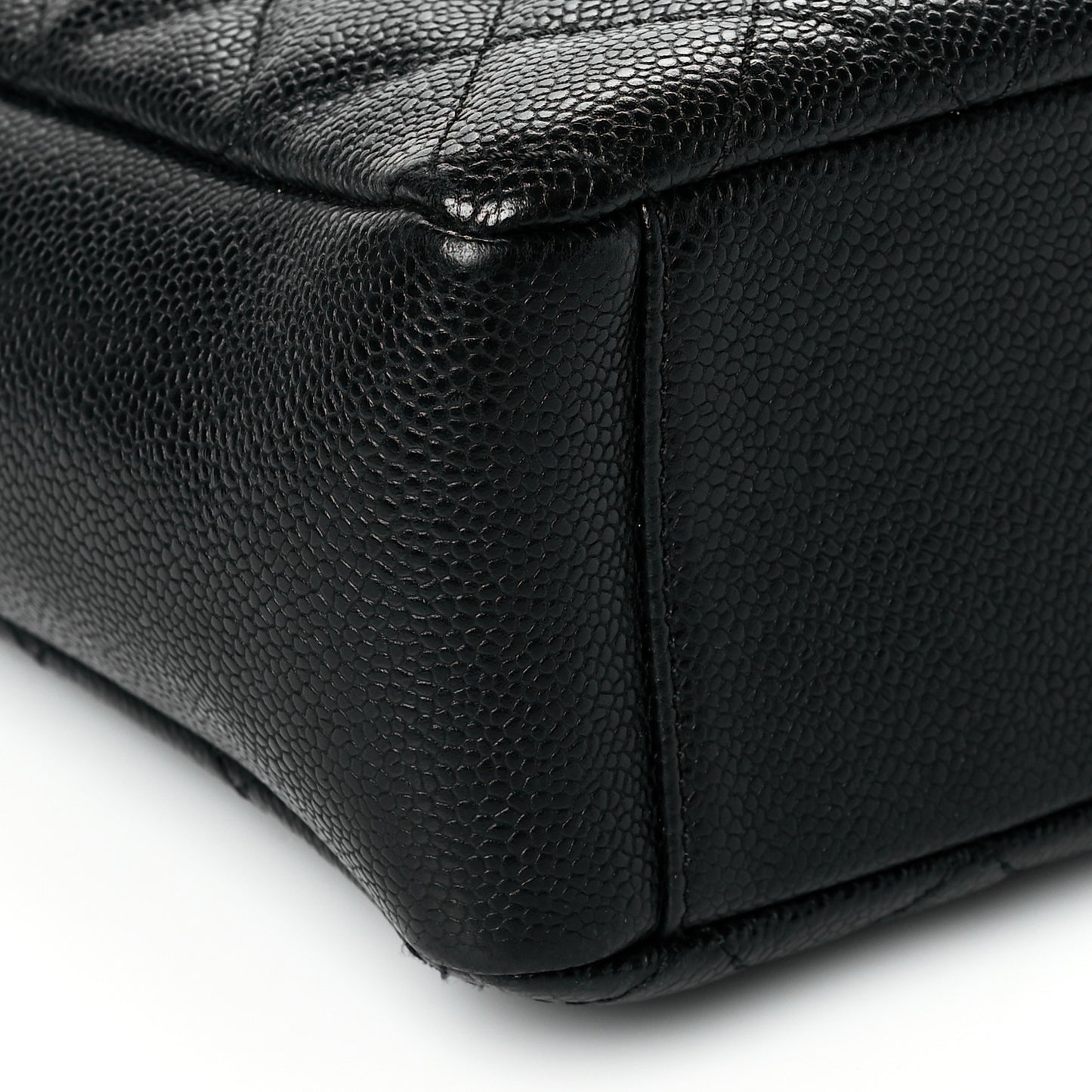 Caviar Quilted Petit Shopping Tote PST Black