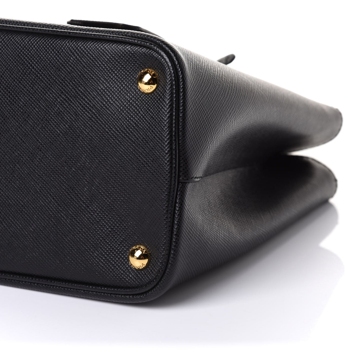 Saffiano Cuir Medium Galleria Double Zip Tote Black