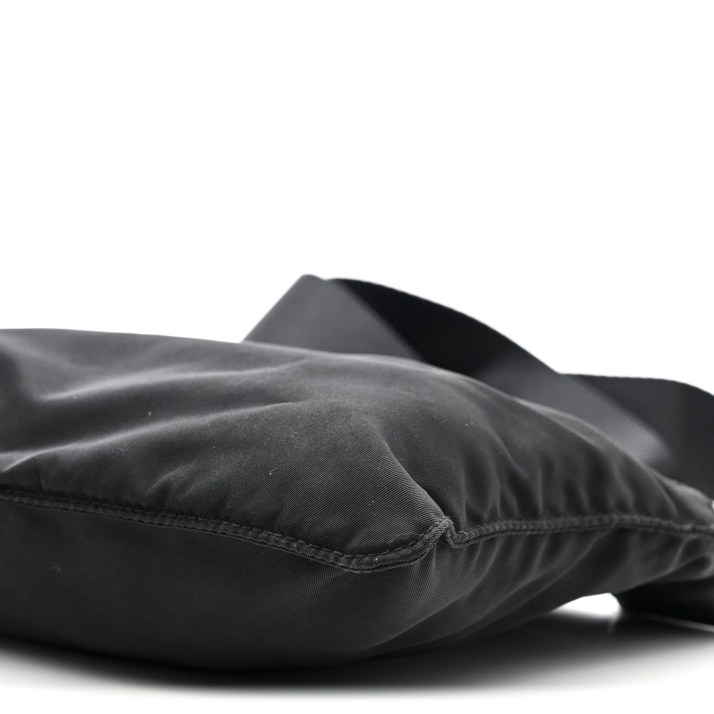 Tessuto Nylon Flat Messenger Bag Black