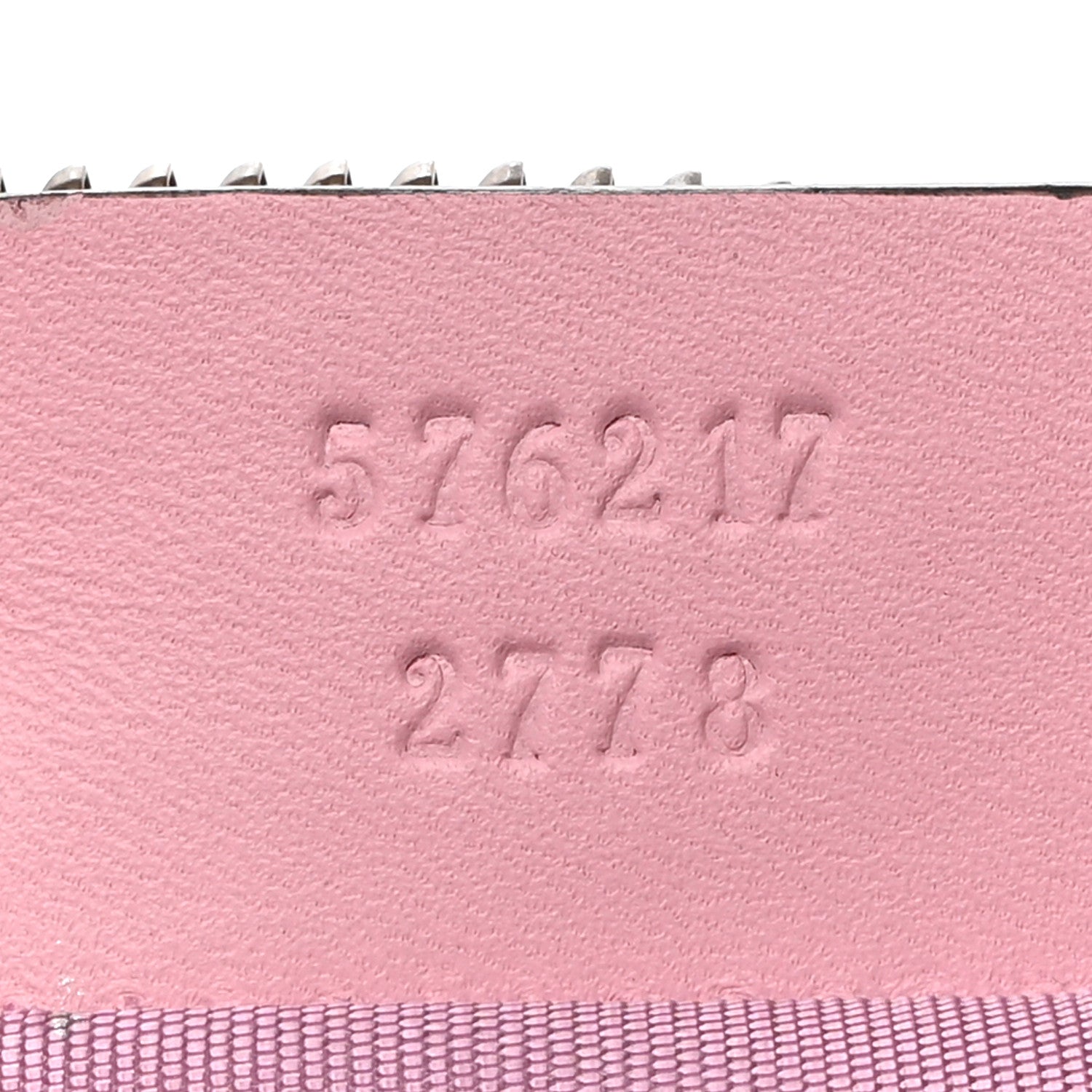 Gucci GG Supreme Monogram Strawberry Cosmetic Case 8 of 9